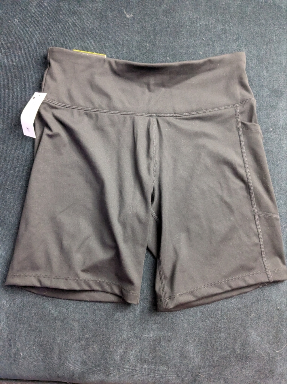 NWT! DKNY Black High Waisted Bike Shorts Size M